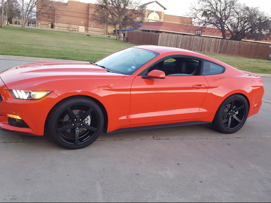 Staggered MMD 551C Matte Black 4-Wheel Kit; 20x8.5/20x10; 35mm Offset (15-23 Mustang GT, EcoBoost, V6)