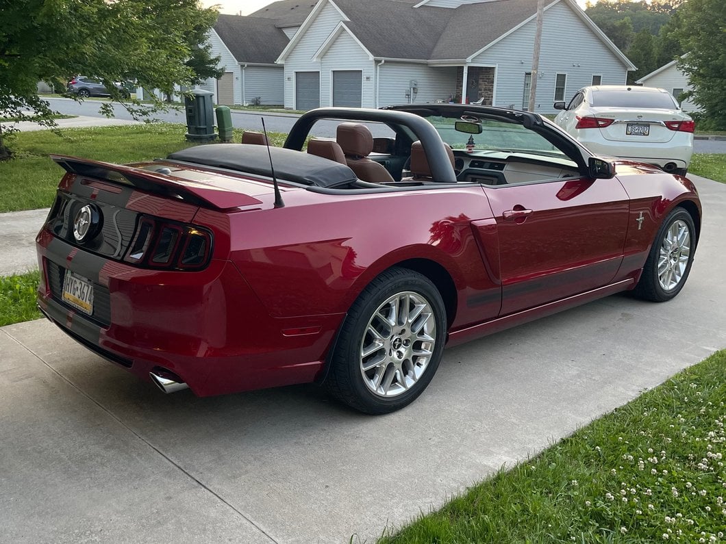 MMD Styling Bar; Charcoal (10-14 Mustang Convertible)