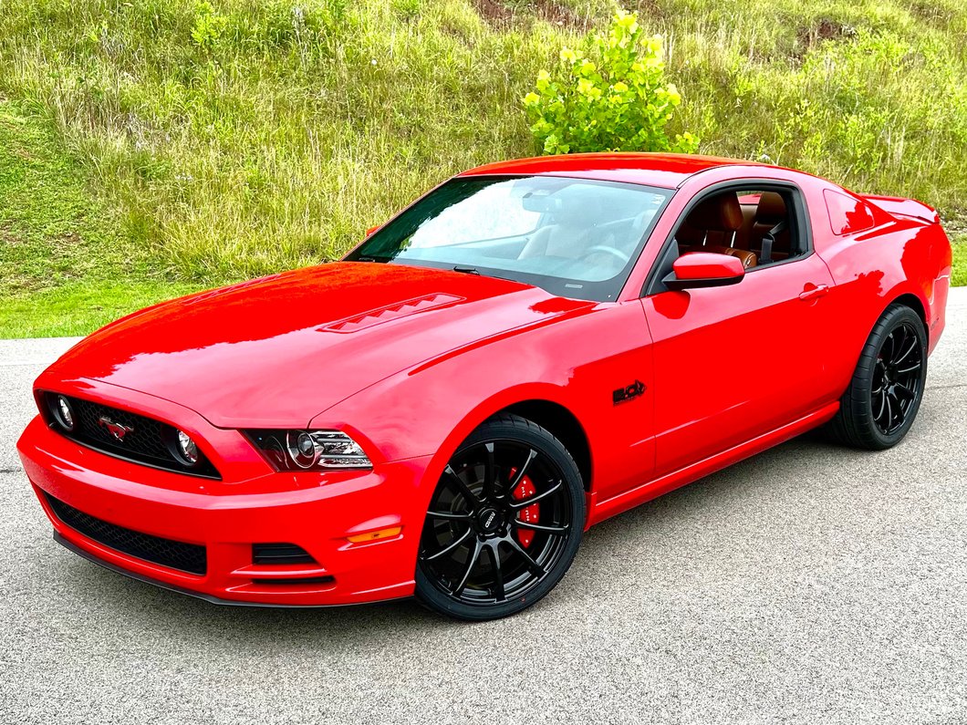 MMD Axim Gloss Black Wheel; Rear Only; 20x10; 45mm Offset (10-14 Mustang)