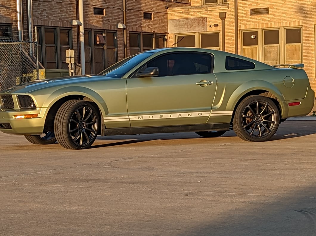 MMD Axim Charcoal Wheel; 20x8.5; 35mm Offset (05-09 Mustang)