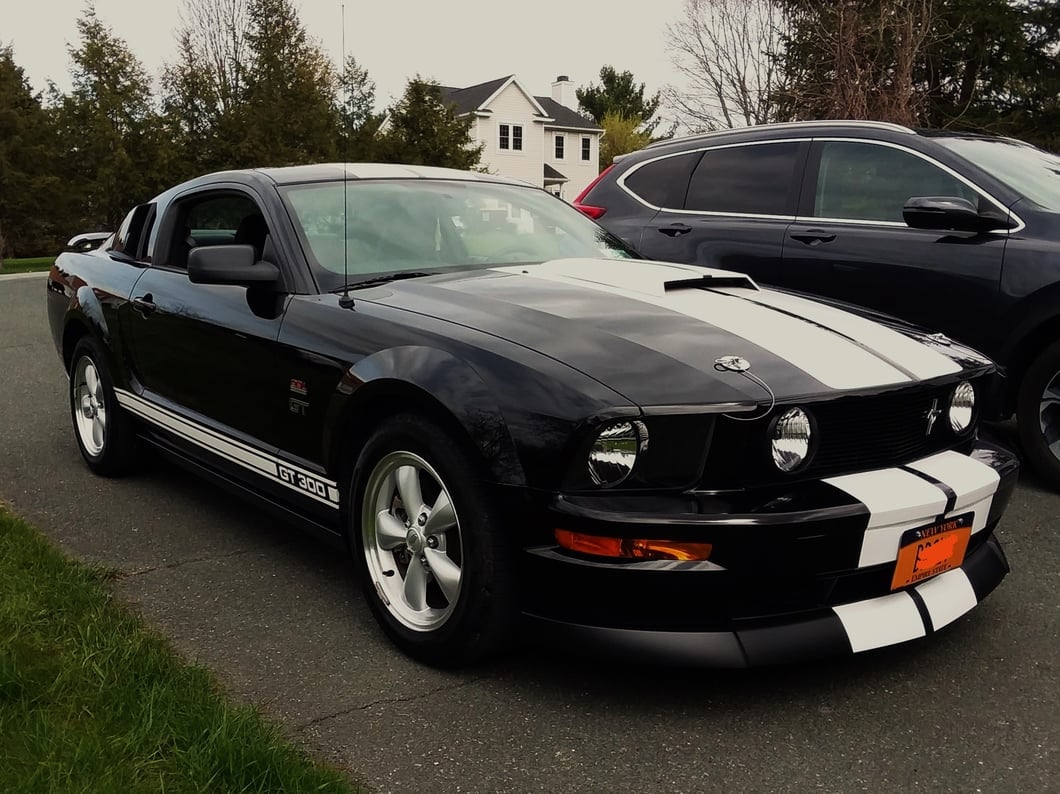 MMD Eleanor Style Window Scoops; Pre-Painted (05-14 Mustang Coupe)