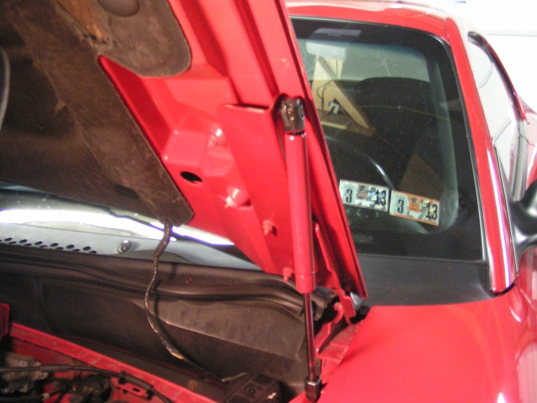 MMD Bolt On Hood Strut Kit; Black (94-98 Mustang)