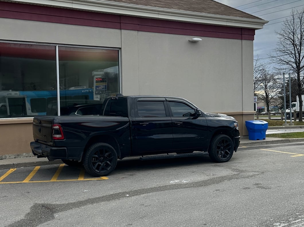 MMD Tailgate Spoiler; Pre-Painted (19-25 RAM 1500)