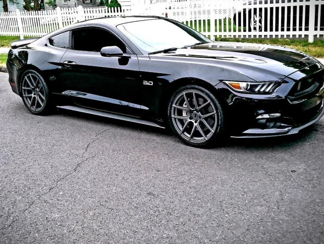 MMD Zeven Charcoal Wheel; 20x8.5; 35mm Offset (15-23 Mustang GT, EcoBoost, V6)