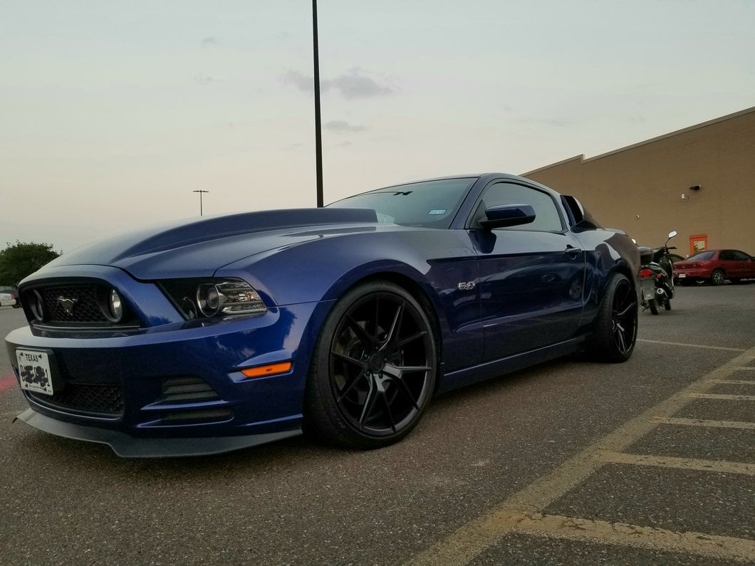 MMD V2 Chin Spoiler (13-14 Mustang GT, V6)