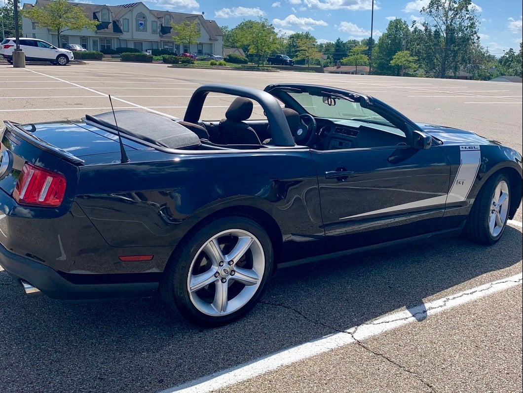 MMD Styling Bar; Charcoal (10-14 Mustang Convertible)