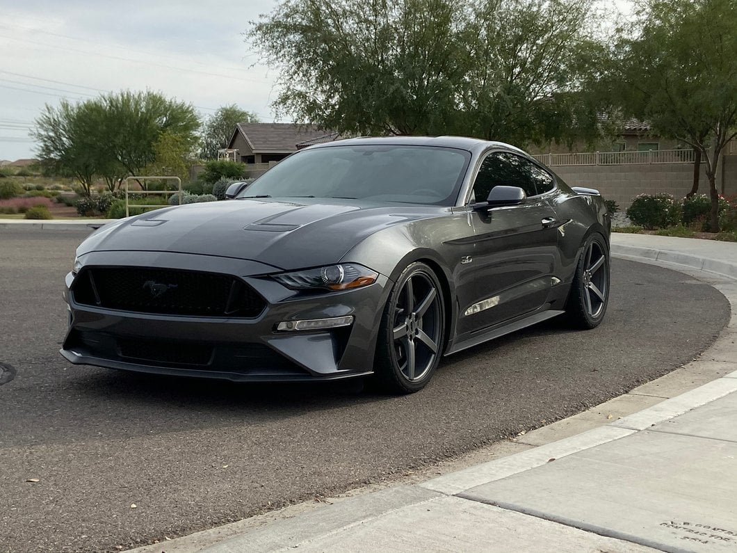 Staggered MMD 551C Charcoal 4-Wheel Kit; 20x8.5/20x10; 35mm Offset (15-23 Mustang GT, EcoBoost, V6)
