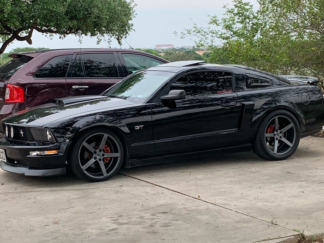 MMD 551C Charcoal Wheel; 20x8.5; 35mm Offset (05-09 Mustang)