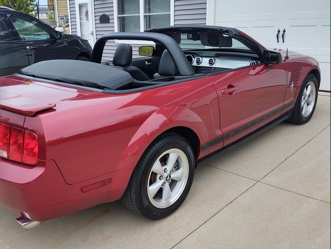 MMD Styling Bar; Charcoal (05-09 Mustang Convertible)