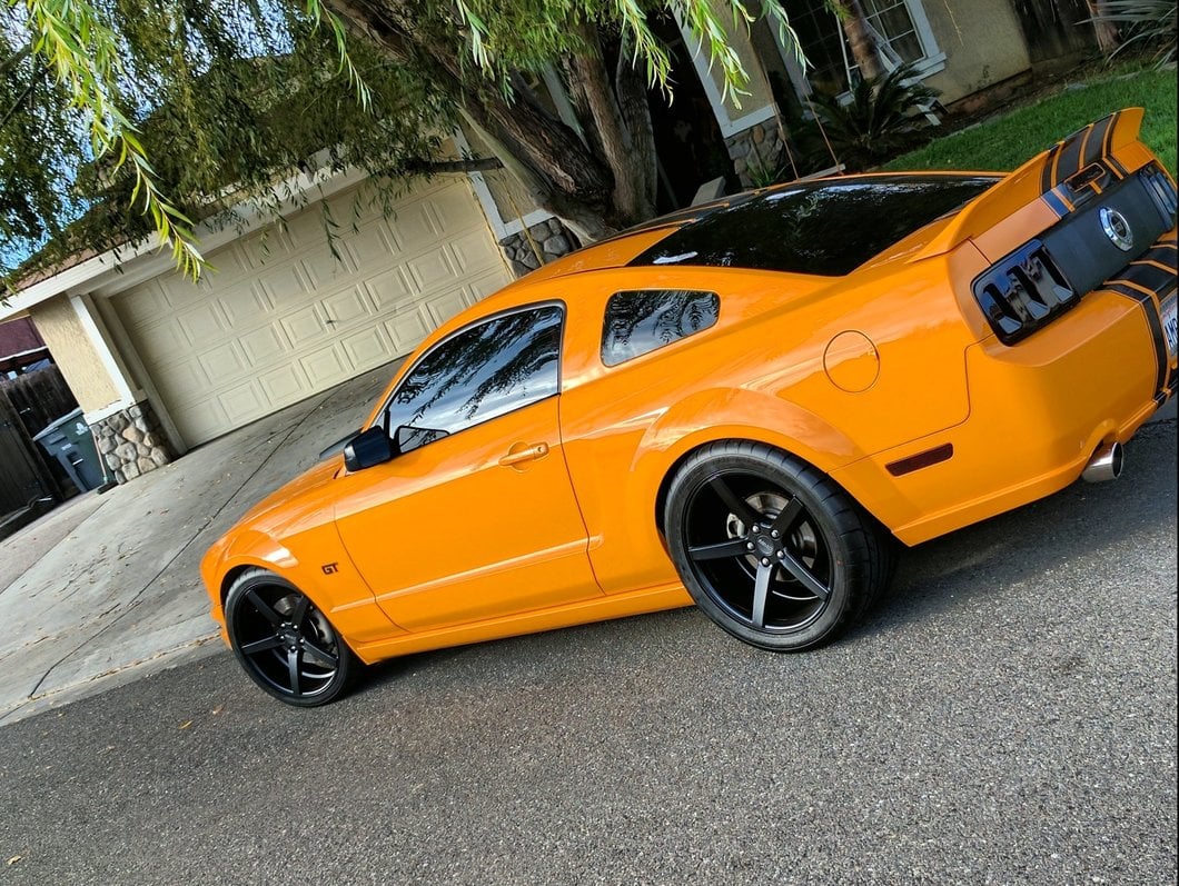 Staggered MMD 551C Matte Black 4-Wheel Kit; 20x8.5/20x10; 35mm Offset (15-23 Mustang GT, EcoBoost, V6)