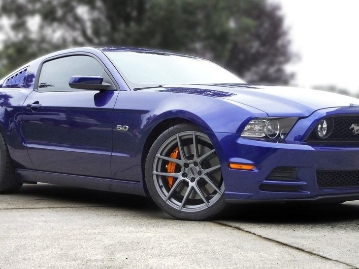 MMD Zeven Charcoal Wheel; 20x8.5; 35mm Offset (10-14 Mustang)