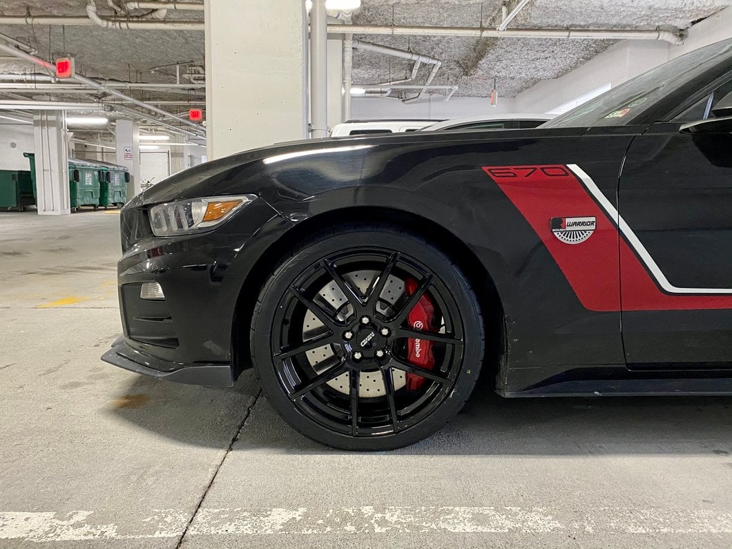 MMD Zeven Gloss Black Wheel; 20x8.5; 35mm Offset (05-09 Mustang)