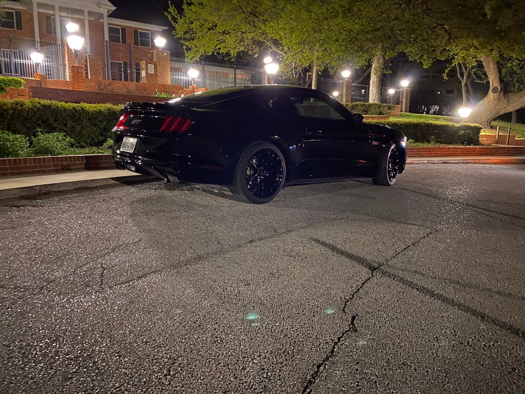 MMD Axim Gloss Black Wheel; 20x8.5; 35mm Offset (05-09 Mustang)