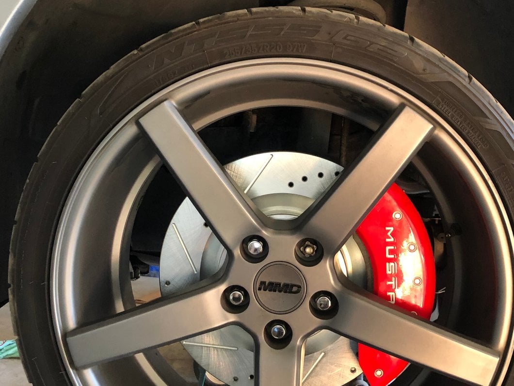 MMD 551C Charcoal Wheel; 20x8.5; 35mm Offset (05-09 Mustang)